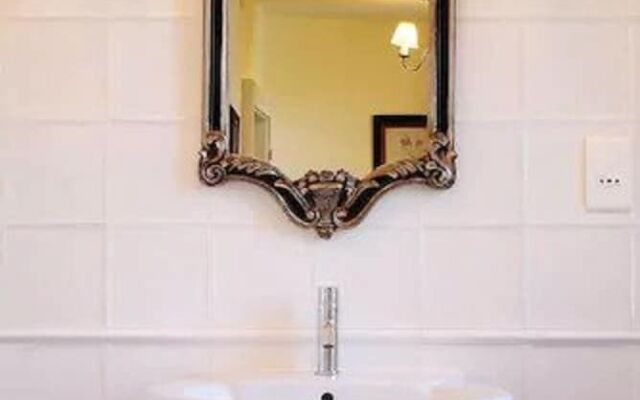 Chateau Le Mas De Montet