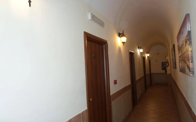 Stargate Hotels S.R.L