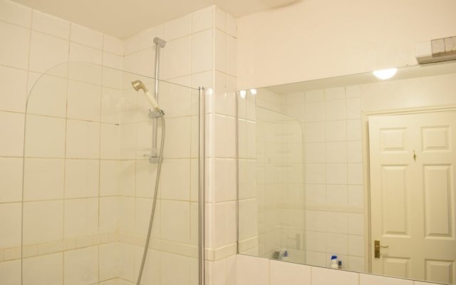 1 Bedroom Apartment in Stepney Green