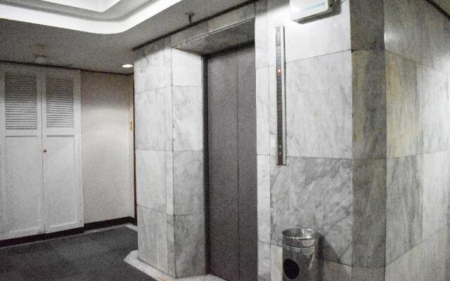 Sunette Tower Suites Makati City Center By Zuzu