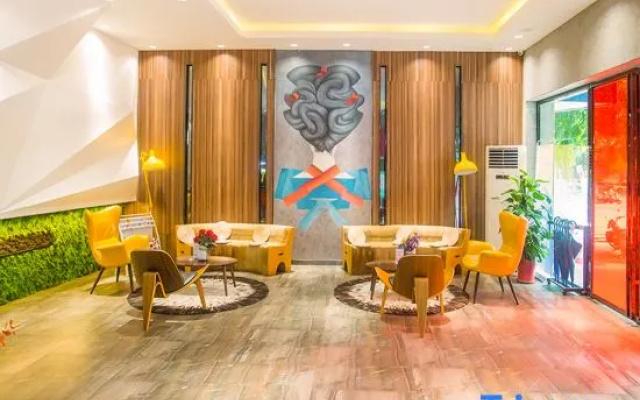 MeiZhu·Romays Hotel (Fangchenggang Cross Sea Bridge Store)