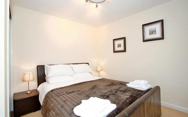 Fonthill Apartment