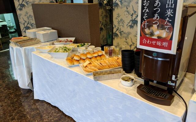Rycom Crystal Hotel