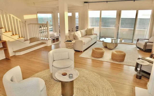 Beachfront Estate - LB Peninsula