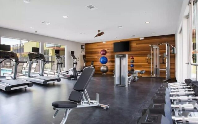 Global Luxury Suites in Emeryville