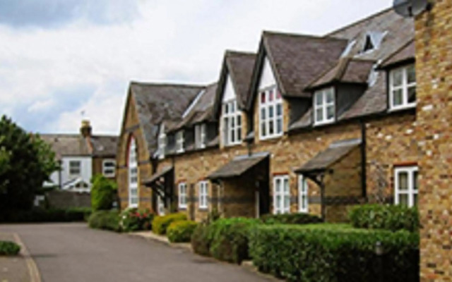 Accommodation Windsor Ltd - Alexandra Court