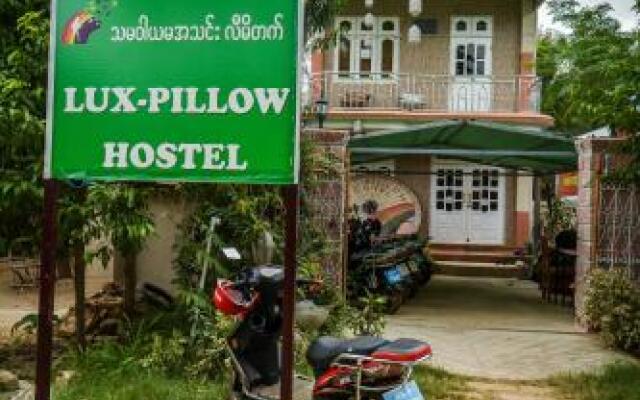 Lux Pillow Hostel