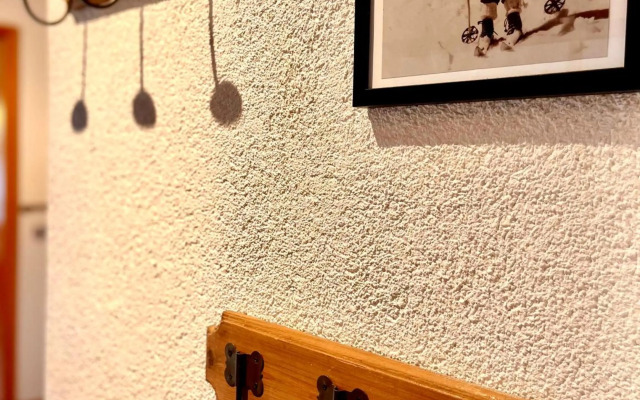 Wunderschöne Wohnung mit Balkon und Blick auf die Alpen