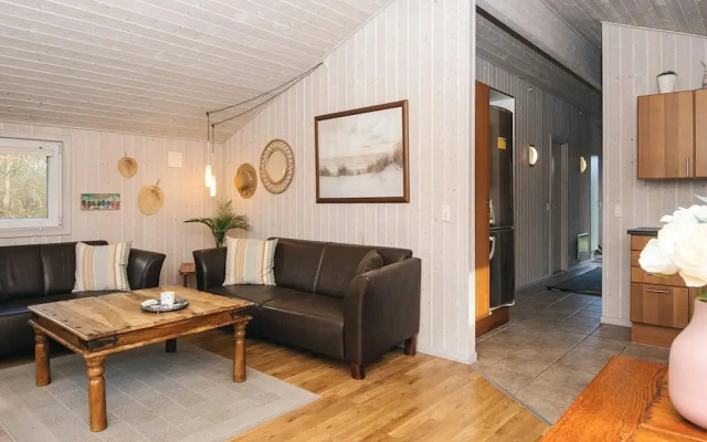 6 Person Holiday Home in Hemmet-by Traum