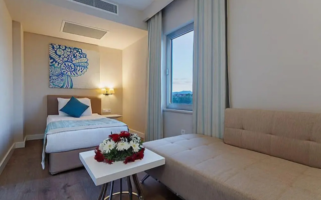 Seashell Resort & Spa