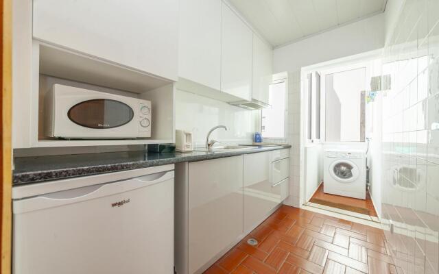 B14 - Heart of Old Town Apartment