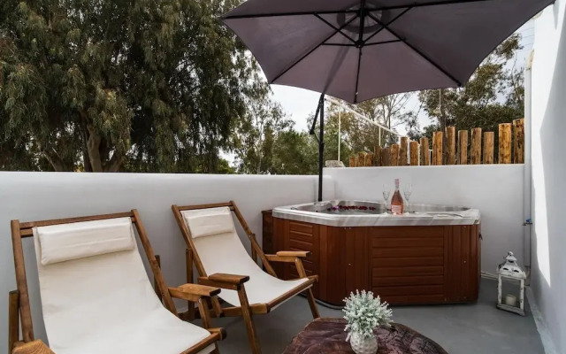 Asera Suites Near Kamari Beach