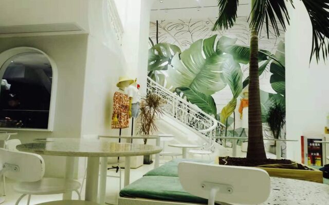 Royal Stars Apartment Shamian Branch