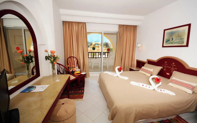 Baya Beach Aqua Park - Family Only