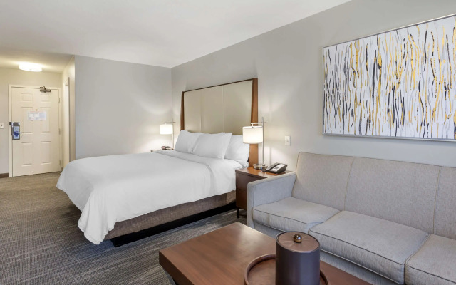 Best Western Plus Cottontree Inn