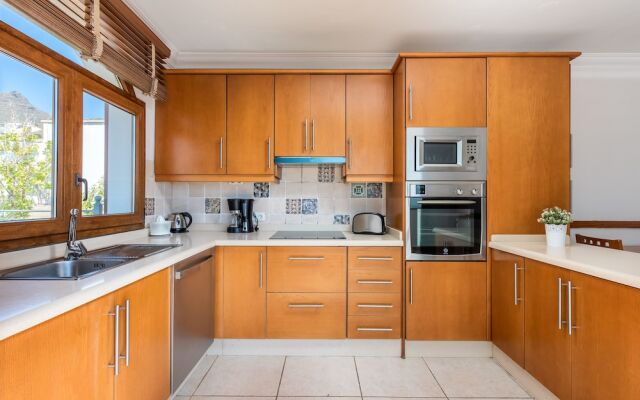 1 Charming Villa,Huge Terraces,Pool,Garden,Bbq!