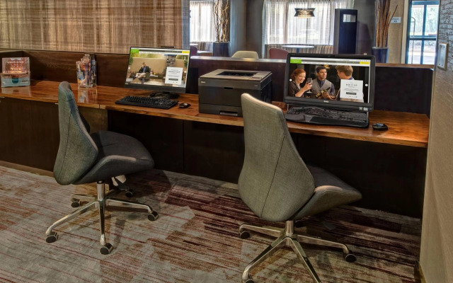 Courtyard by Marriott Memphis Germantown