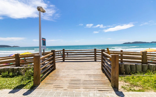 202 Apartamento com vista em Bombas