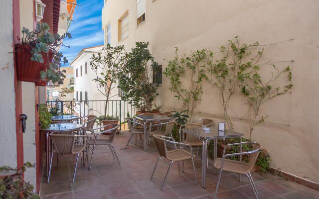 Sol y Miel Hostal