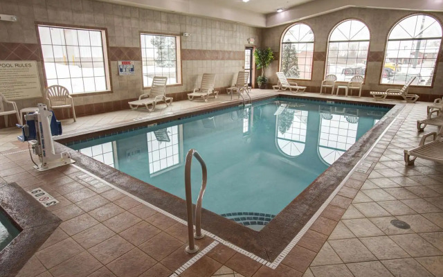 Comfort Suites Grand Rapids South