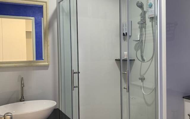 Icare Residence & Hotel