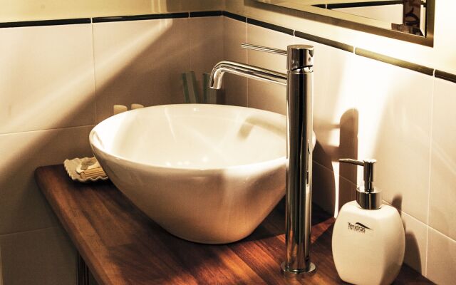 Art Fashion House Luxury Rooms