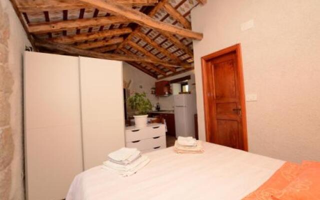 House Nadija