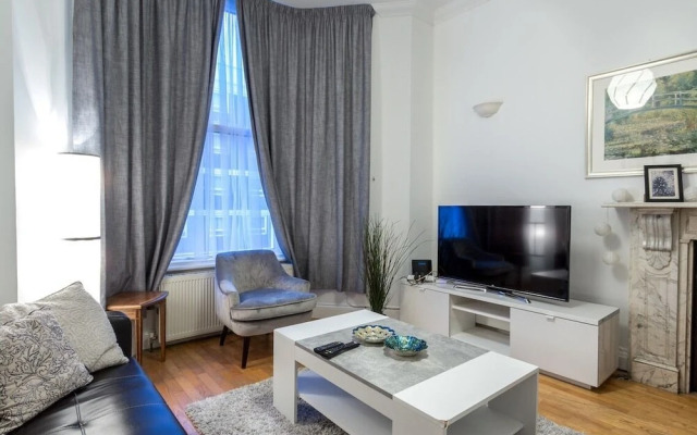 Spacious Centrally Located One Bed