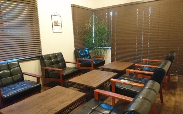 Bed & Breakfast RENGA Daikanyama - Hostel