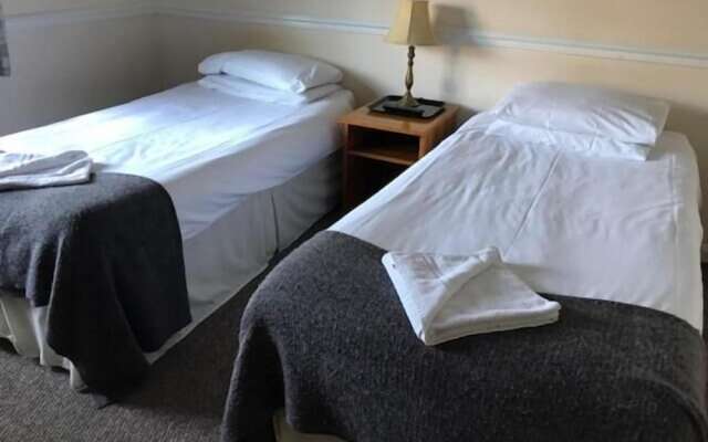 The Admirals Inn Guest House