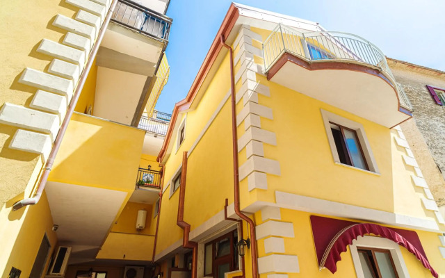 Hotel La Marina