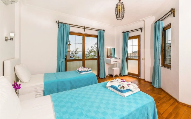 Villa Karsak by Akdenizvillam