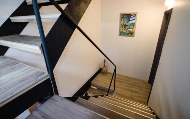Cozy Cozy Hostel