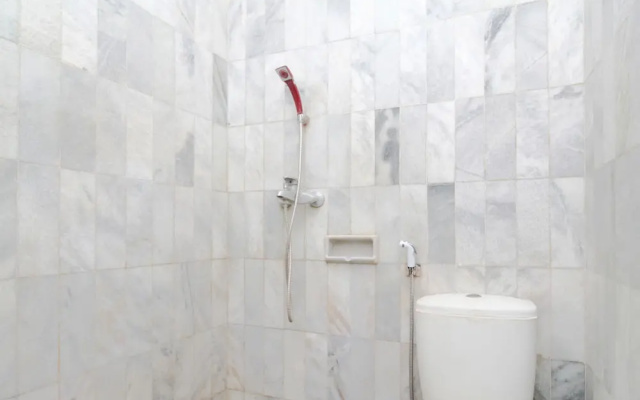 Airy Eco Stasiun Cirebon Siliwangi 87