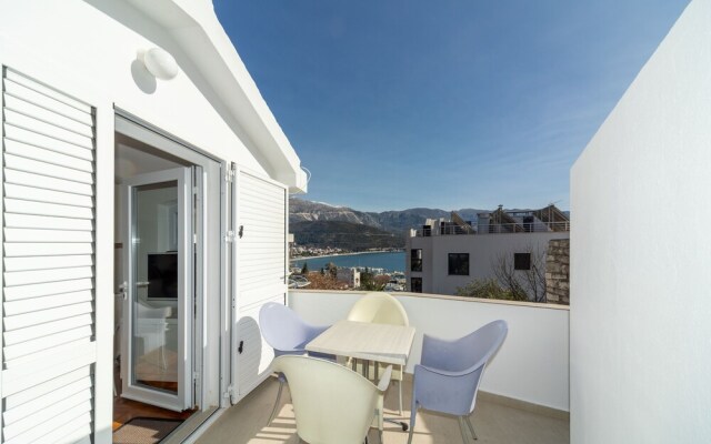 Panoramic apartment