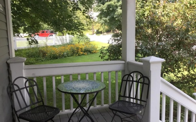 Eddington House Inn - Bed And Breakfast - Adults Only