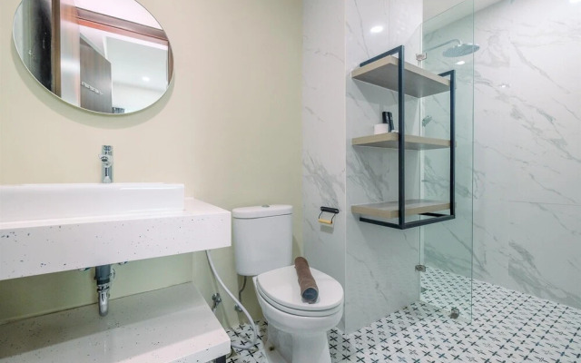 Stunning And Strategic 2Br Kemang Village Apartment