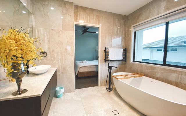 Luxury House Collection Four Beds