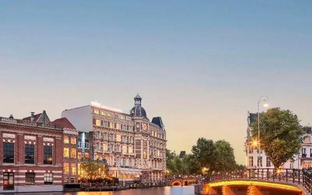 Tivoli Doelen Amsterdam Hotel