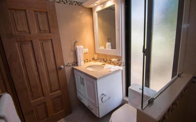 Two Bedroom Just Build Quiet and Private