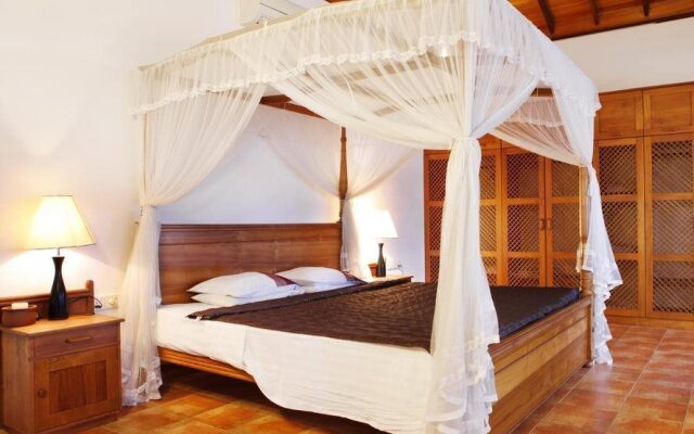 Villa by Ayesha