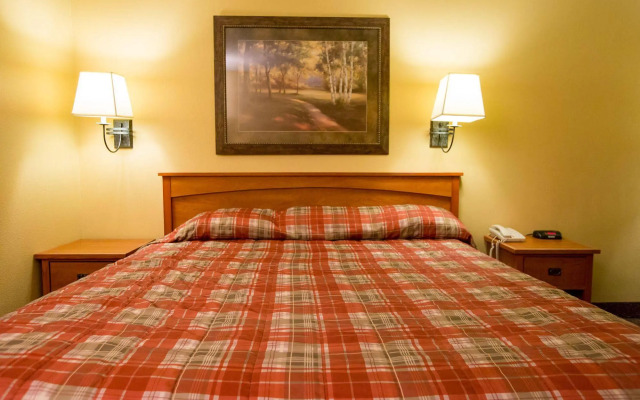 Portlander Inn and Marketplace