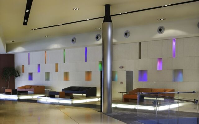UNA HOTELS T Hotel Cagliari