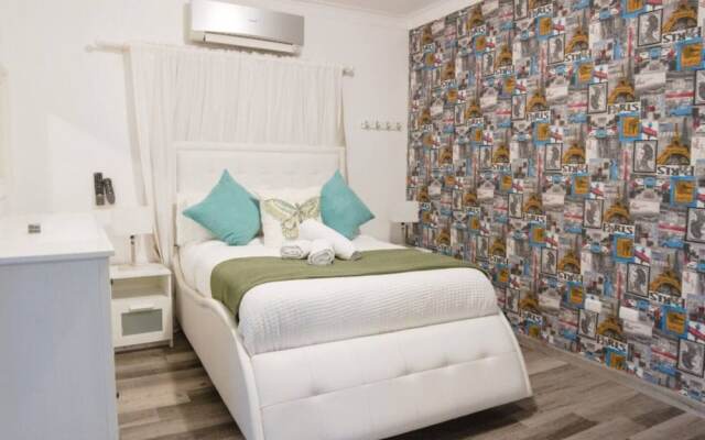 8 Bedrooms Penthouse, Jacuzzi & Private Terrace