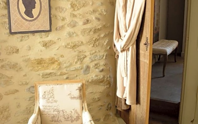 Le Petit Chateau