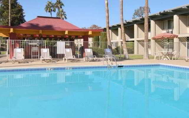 Days Inn Scottsdale Fashion Square