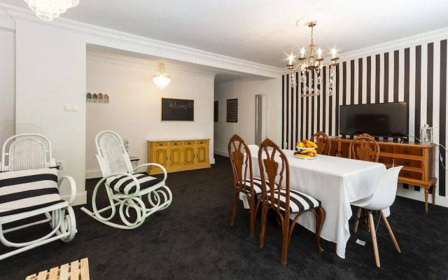 Samba in Gandia With 3 Bedrooms and 1 Bathrooms