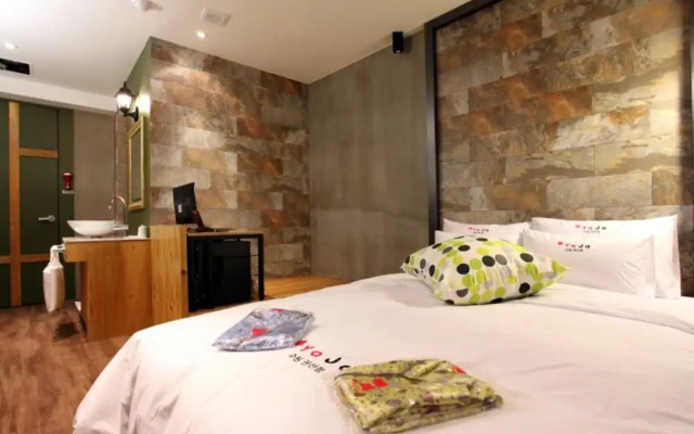Hotel Yaja Suwon City Hall