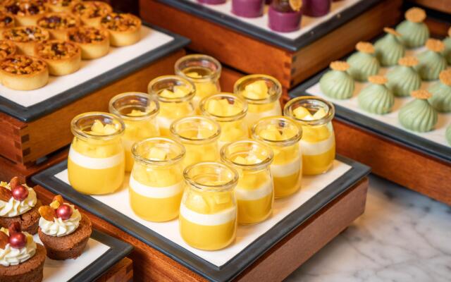 Holiday Inn Chongqing Guanyinqiao by IHG