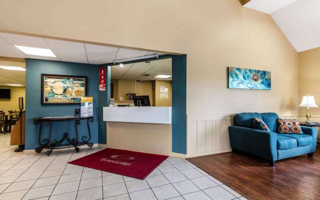 Econo Lodge Inn And Suites Dickson
